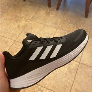 Adidas Lightmotion tennis shoes size 8